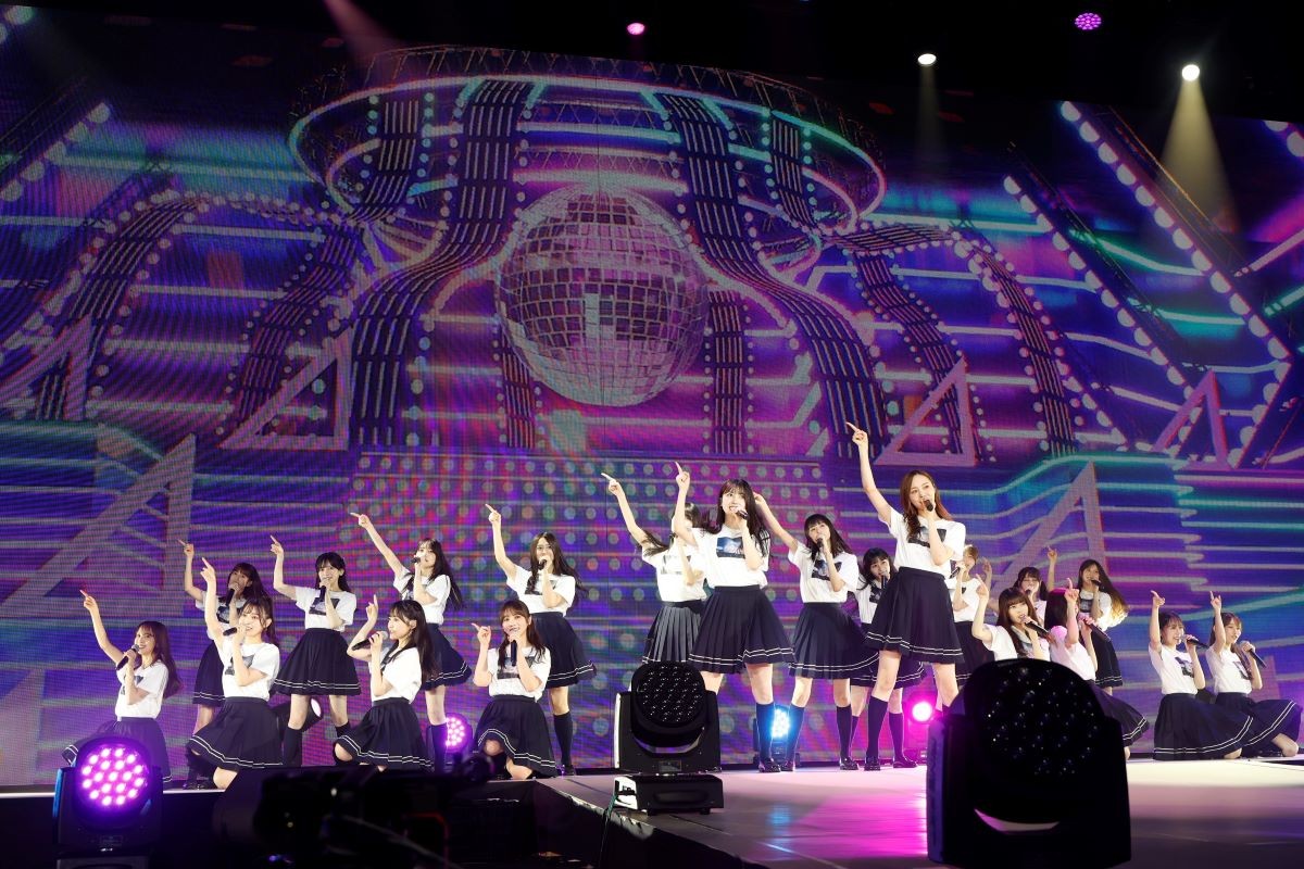 乃木坂46、初の香港単独ライブで6000人を魅了　香港出身・黒見明香が通訳で活躍