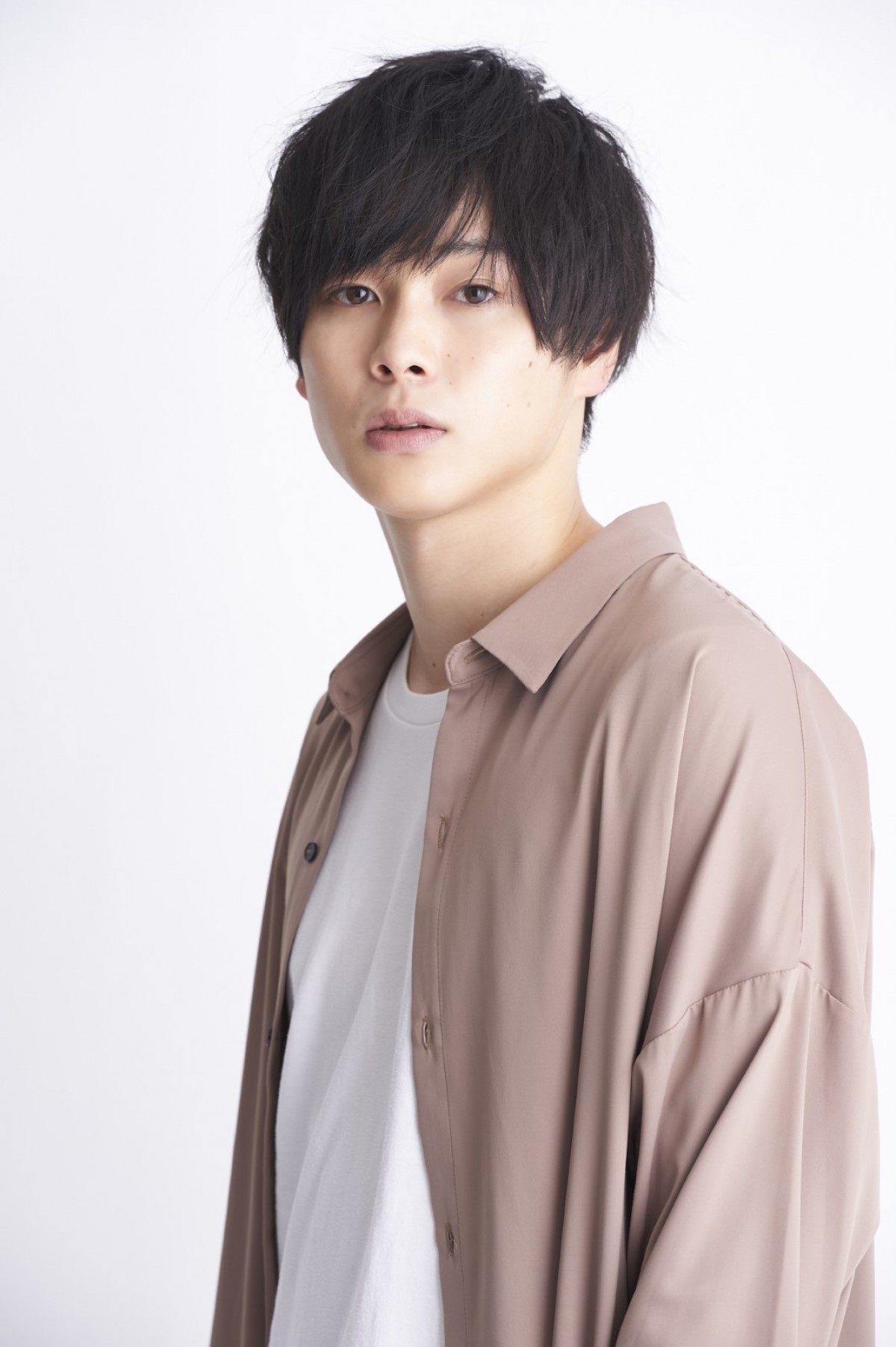 『「私をもらって」～追憶編～』、栗原類・柾木玲弥ら出演決定！　主演・前田公輝が“透けてる”メインビジュアルも公開