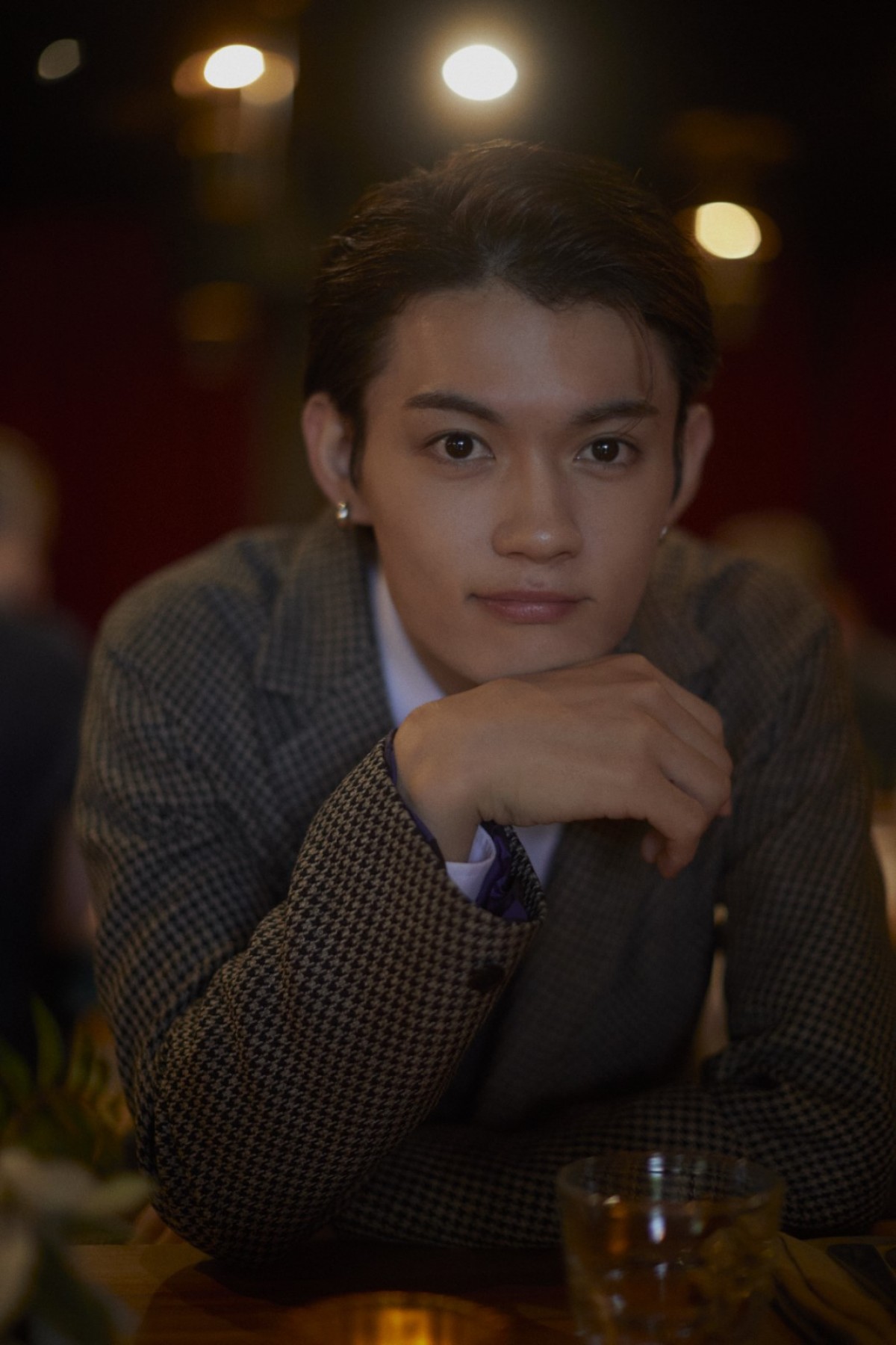 佐野勇斗、写真集「Here,Now！」より魅力＆個性あふれる収録カット6点公開！　スペシャル映像も到着