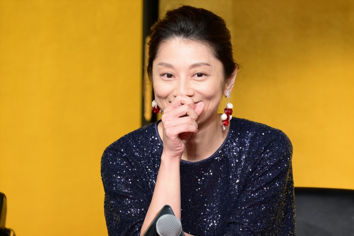 綾野剛、「100億円の使い道は？」の問いに俳優らしい答え