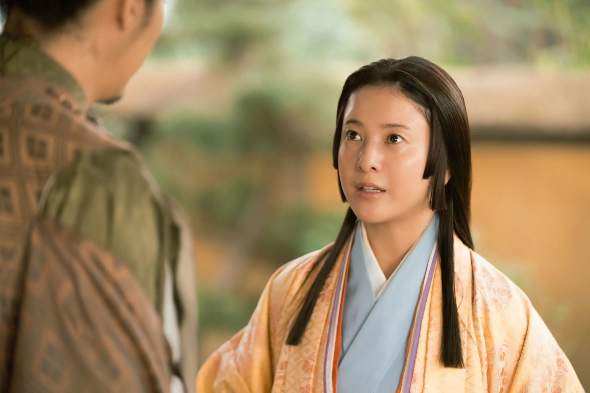 『光る君へ』“まひろ”吉高由里子、ついに『源氏物語』に着手　ネット歓喜も意味深ラストに騒然「機嫌損ねたか？」