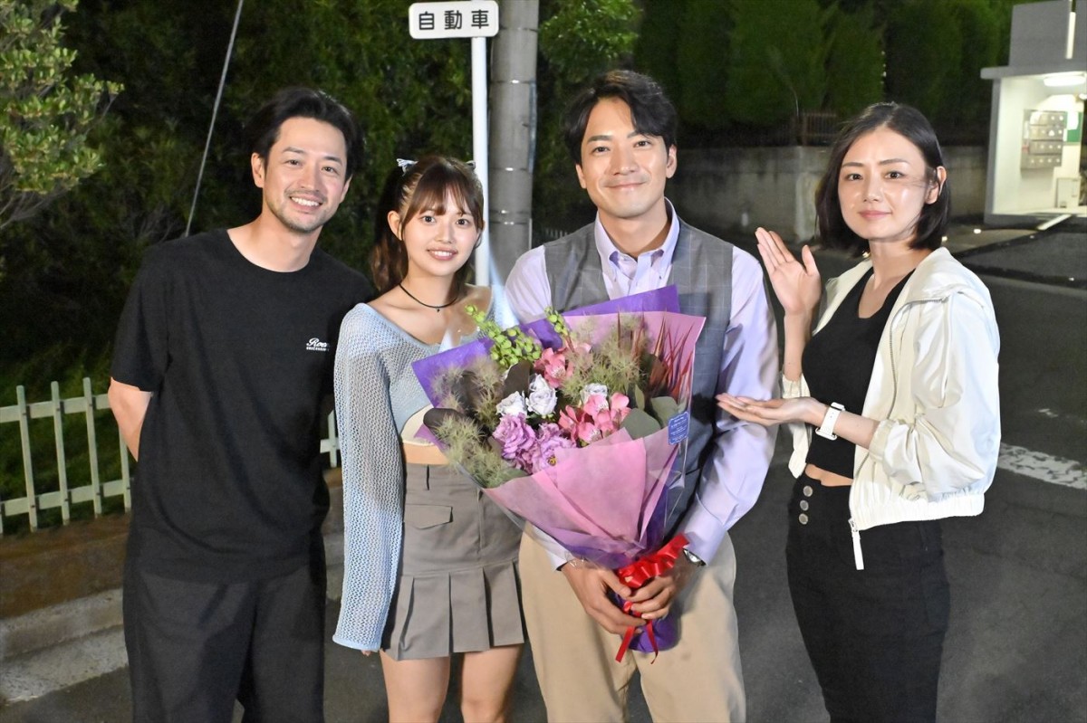 乃木坂46・岩本蓮加×竹財輝之助W主演『そんな家族なら捨てちゃえば？』クランクアップ！　キャスト陣のコメント到着