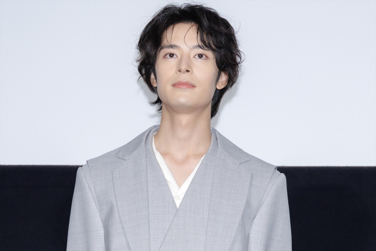 伊藤万理華、“風変わりな一面”に中川大志が質問攻め「そんなに興味持つ？」