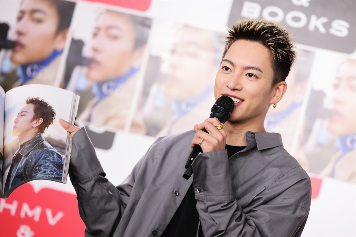 三山凌輝、1st写真集発売に喜び　朝ドラ出演も回想「すごくいい出会いだった」