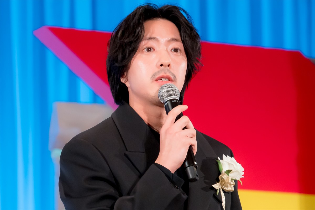 草なぎ剛、主演男優賞受賞で喜び「僕はテレビドラマで育てられました」＜東京ドラマアウォード 2024＞