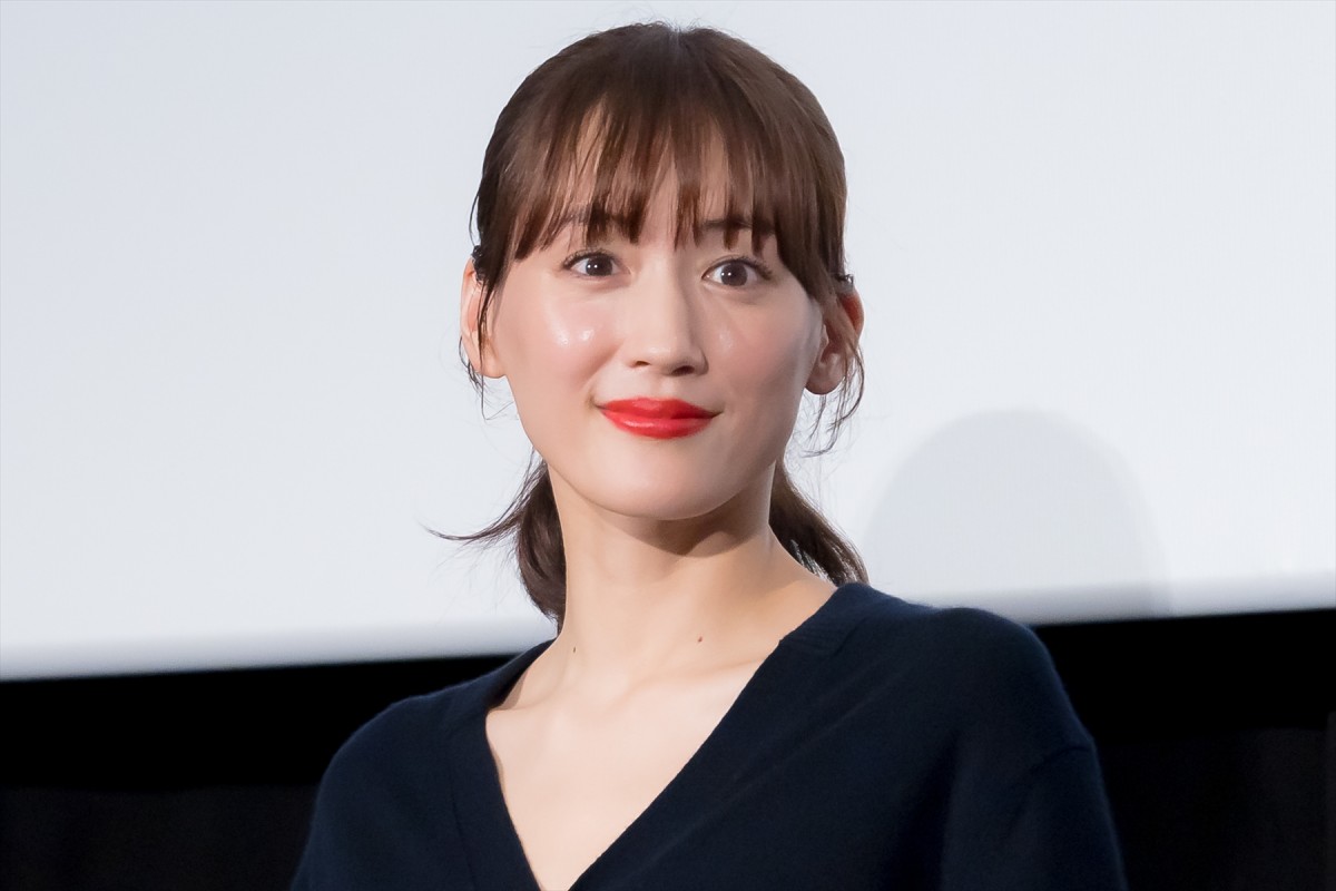 綾瀬はるか、大沢一菜からのサプライズに涙「一生宝物にします」