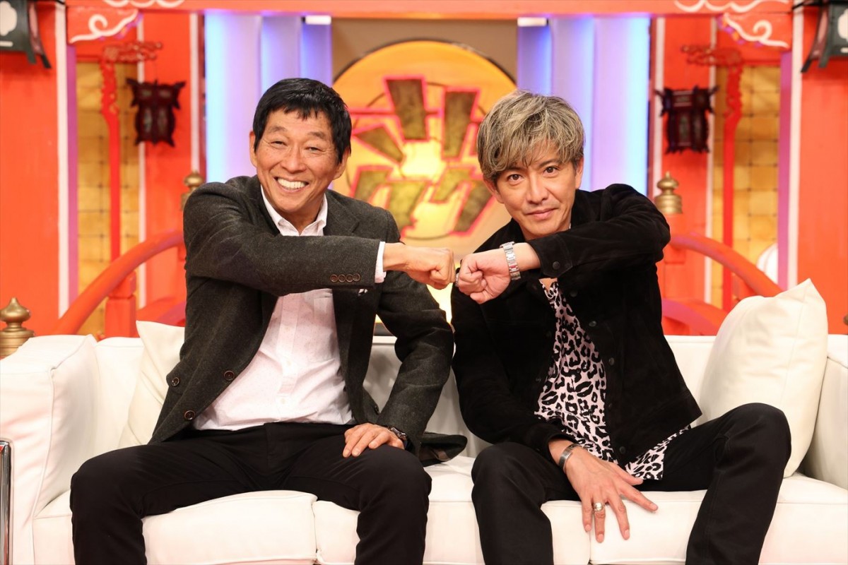 2025年新春放送決定! 『さんタク』(左から)明石家さんま、木村拓哉