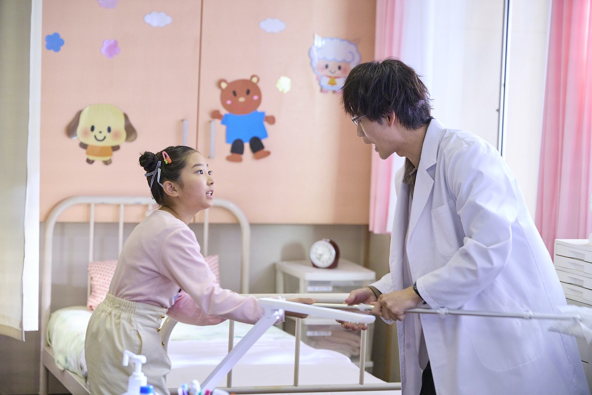 『放課後カルテ』第7話　“牧野”松下洸平、不登校児童の家庭訪問に同行