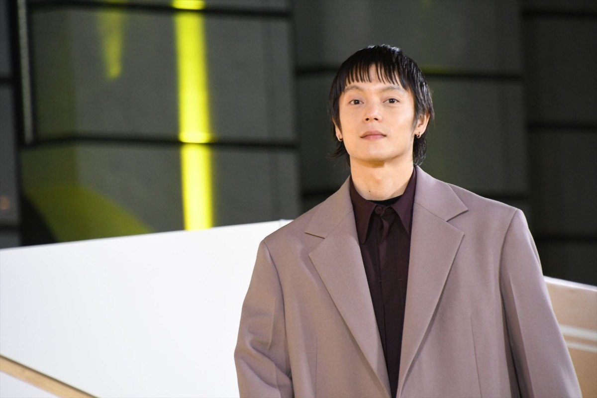 松山ケンイチ、染谷将太ら映画『聖☆おにいさん』完成報告会でまさかの展開！　豪華キャストが別作品を宣伝