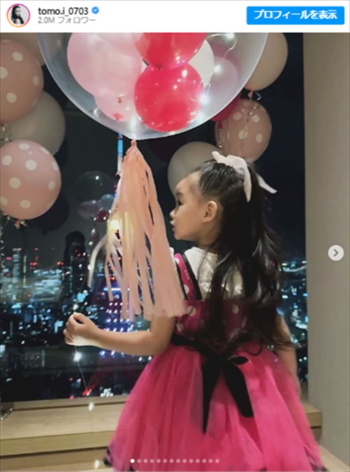 板野友美、そっくり3歳愛娘を“顔出し”　ネット衝撃「美人すぎる」「天使ちゃん」