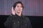 東京コミコン 2024「シネマ・ステージ『神の雫/Drops of God』」に登壇した山下智久