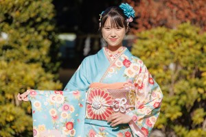 大角ゆき、「オスカープロモーション2025年新春晴れ着撮影会」にて