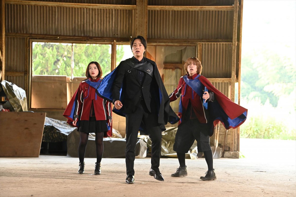 卒業式がタイムループ？　Vシネ『仮面ライダーガッチャード GRADUATIONS』本予告解禁