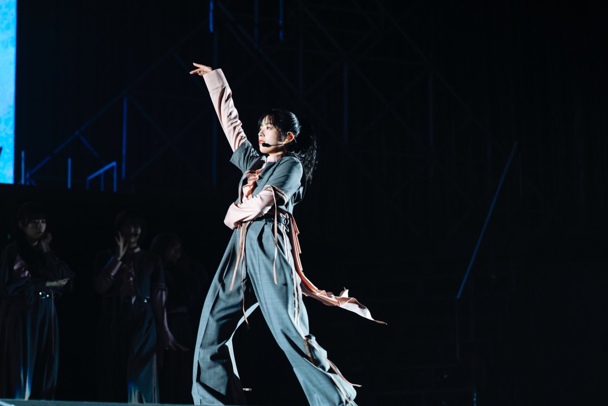 櫻坂46・齋藤冬優花が卒業セレモニー　サプライズで全メンバー登場「BAN」「手を繋いで帰ろうか」を披露
