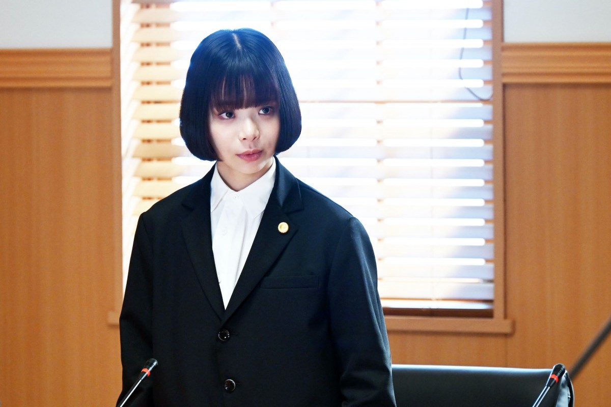 『モンスター』第8話　“亮子”趣里、強盗致傷の罪で逮捕された優等生の弁護を担当
