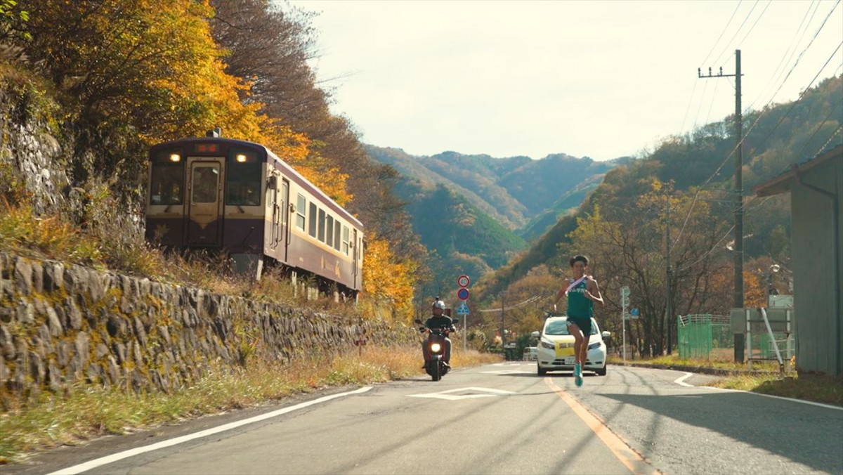箱根駅伝総合V・青学陸上部が森本慎太郎らと最速通勤列車にリベンジ！　『ウルトラマンDASH』SP、1.7放送