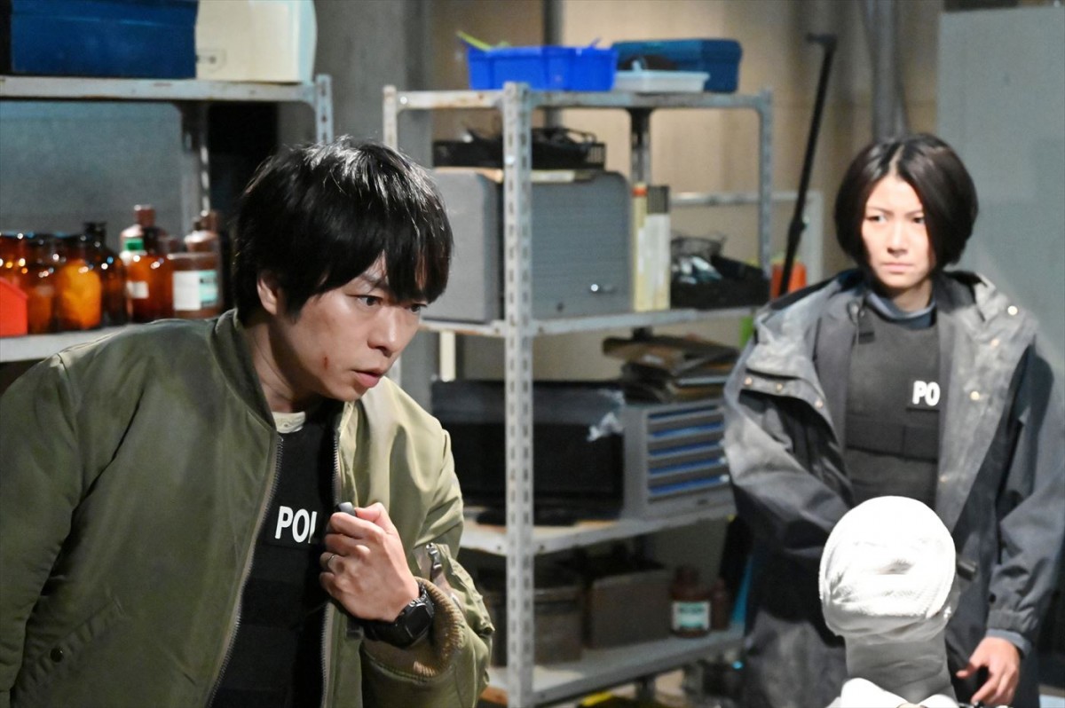 櫻井翔、『新空港占拠』撮影現場で誕生日サプライズ！　「また一年後こうやって同じようにお祝いをしてもらえるとは」