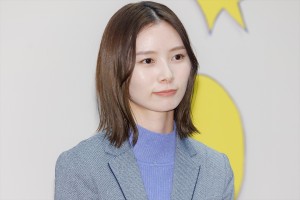 朝日奈央、ドラマ『ブラックガールズトーク』記者会見に登場