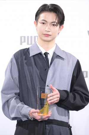 綱啓永、『atmos presents SNEAKER BEST DRESSER AWARD 2024 授賞式・記者発表会』に登場