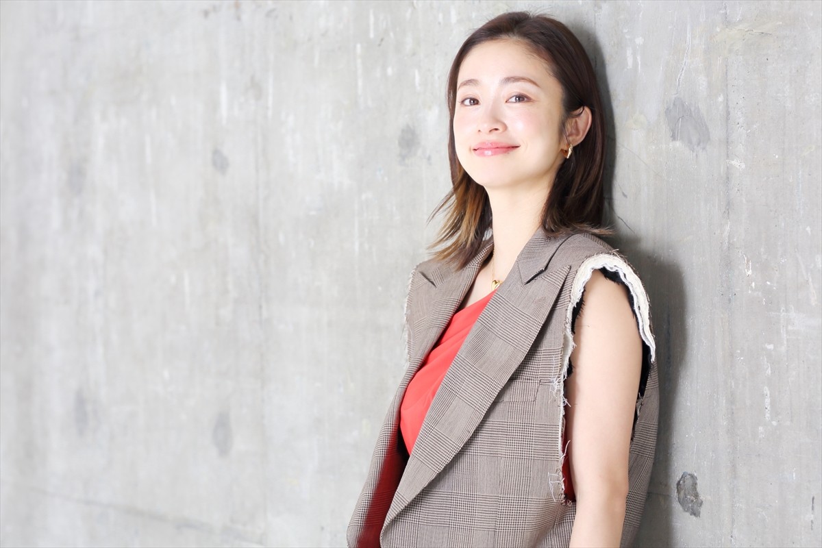 上戸彩、子育て中の仕事選びは「無理だと思うものには、手を出さない」　周囲の支えに感謝