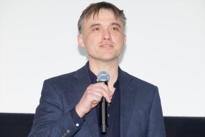 パトリック・ディキンソン監督、日英合作映画『コットンテール』特別先行上映イベントに登場