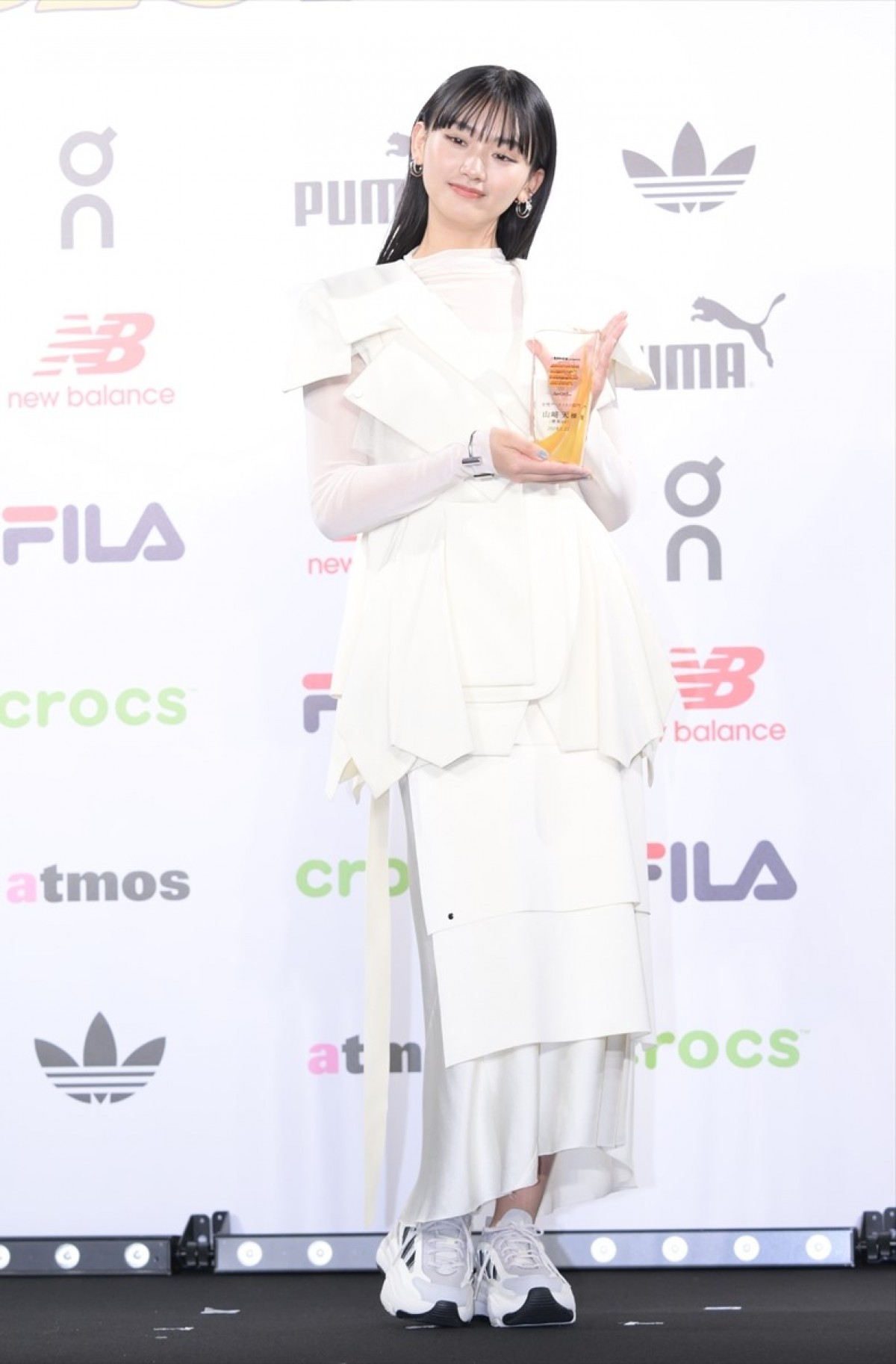 藤田ニコル、なえなのらが『SNEAKER BEST DRESSER AWARD2024』受賞に喜び