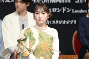 川栄李奈、舞台『千と千尋の神隠し』製作会見に登場