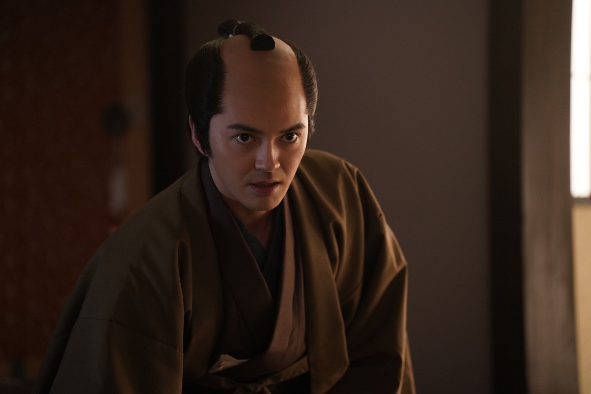 ムロツヨシ、川口春奈ら豪華キャストが『身代わり忠臣蔵』撮影の裏側を明かす！　インタビュー映像解禁