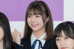 乃木坂46・冨里奈央、写真集『あの頃、乃木坂にいた』発売記念記者会見に登場