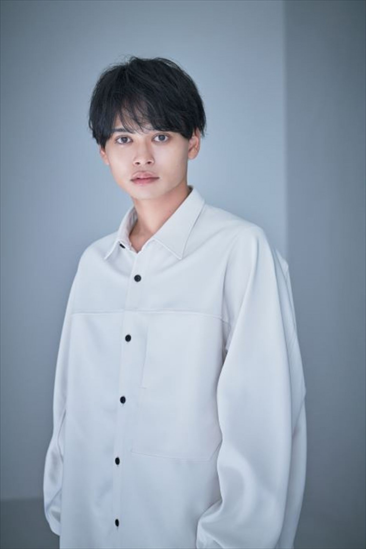 藤田玲主演×ノンスタ石田明演出、舞台『パリピ孔明』キャラビジュ解禁　新たにNMB48・眞鍋杏樹ら出演
