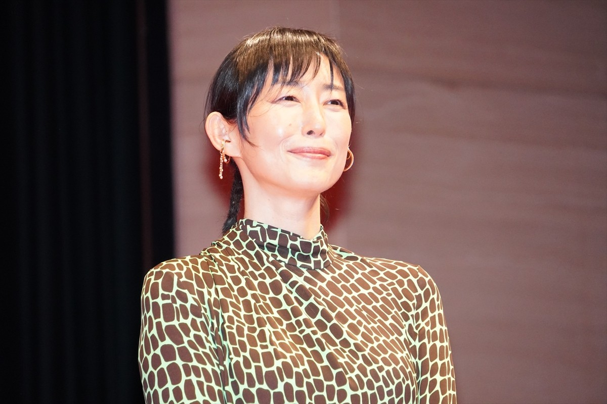 齋藤飛鳥、“両親”佐々木蔵之介＆木村多江から「とってもいいお芝居している」とベタ褒め！
