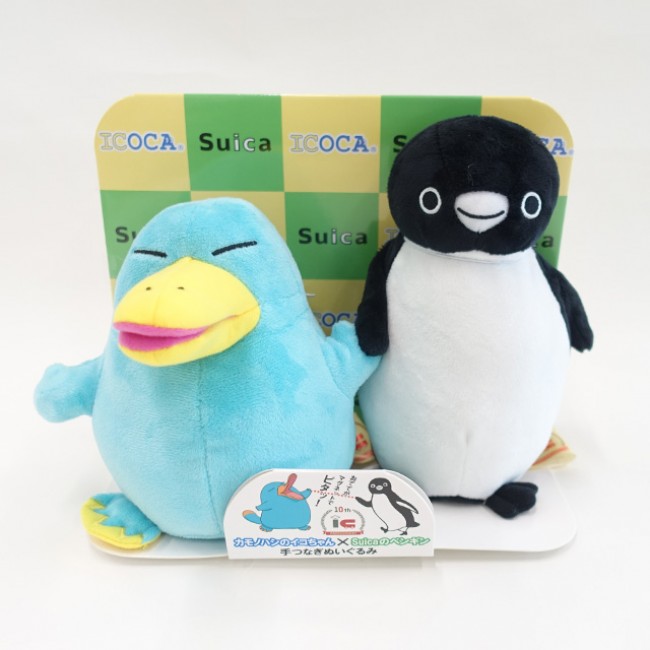 ICOCAのイコちゃん×Suicaのペンギンが夢のコラボ! 2種類のぬいぐるみ発売決定