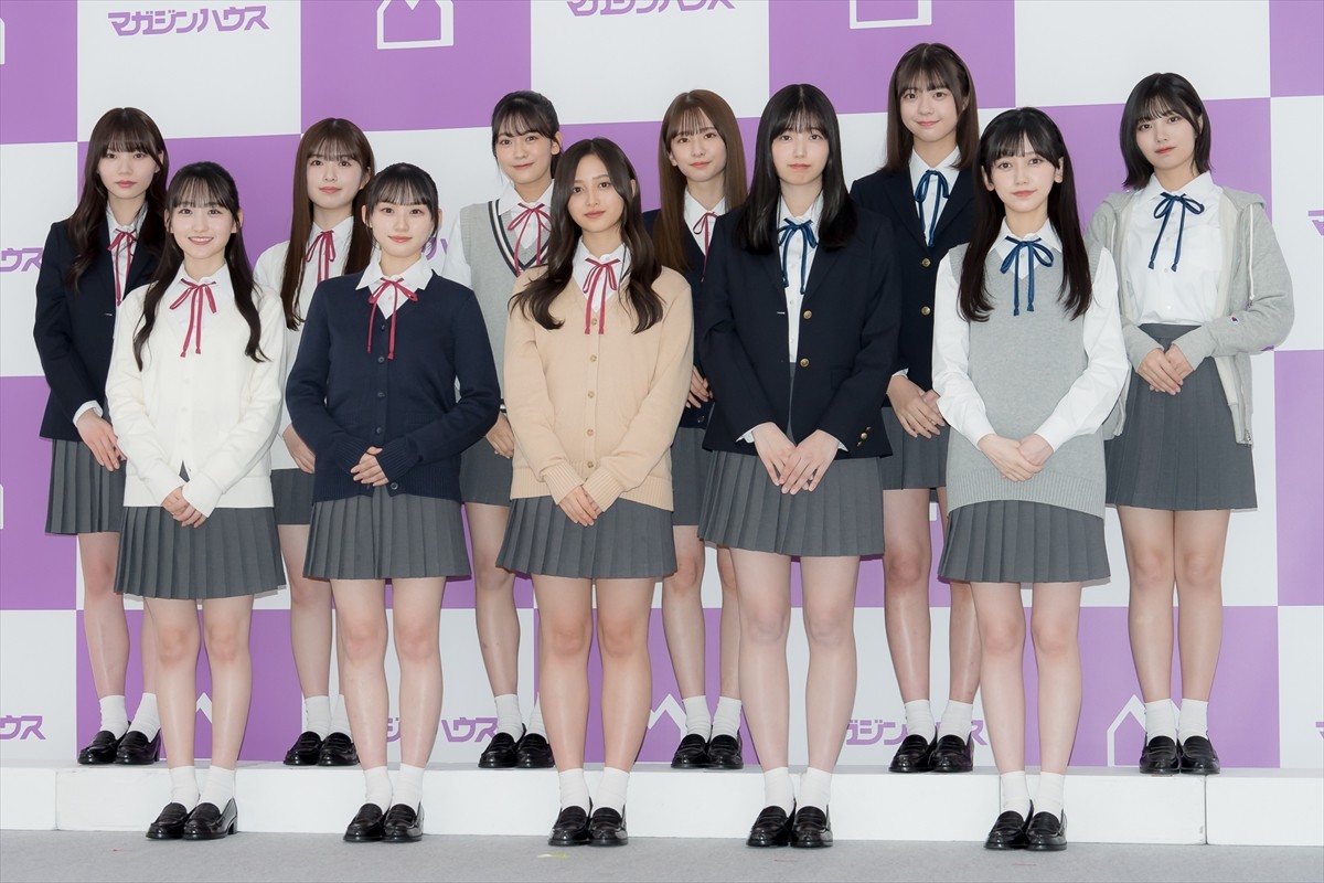 乃木坂46・5期生、齋藤飛鳥に写真集をお渡し「見てくれたらうれしいな」　それぞれのチャームポイントも告白