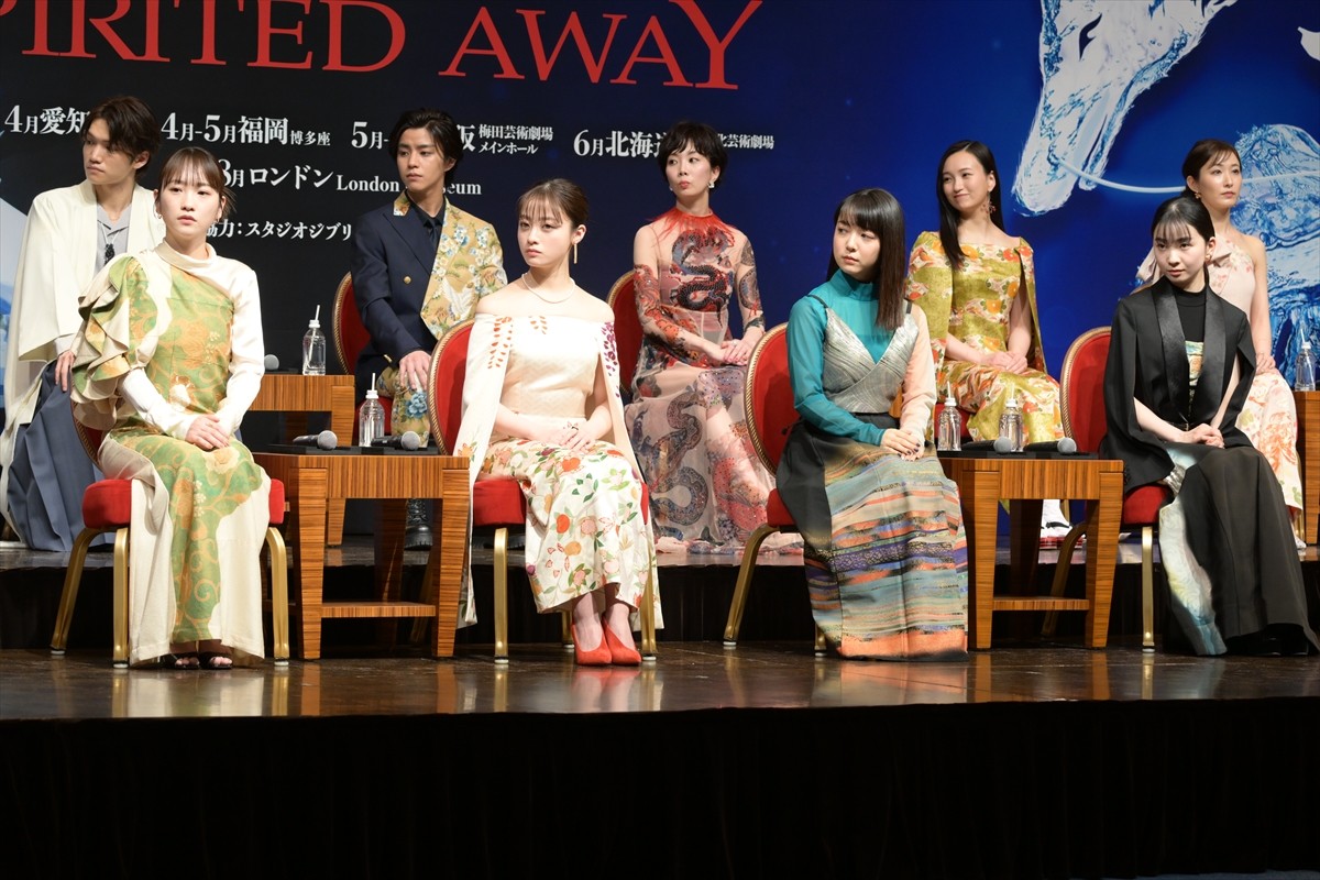 橋本環奈＆上白石萌音、舞台『千と千尋』再演に喜び「かけがえのない作品」「折に触れて思い出す大切なもの」