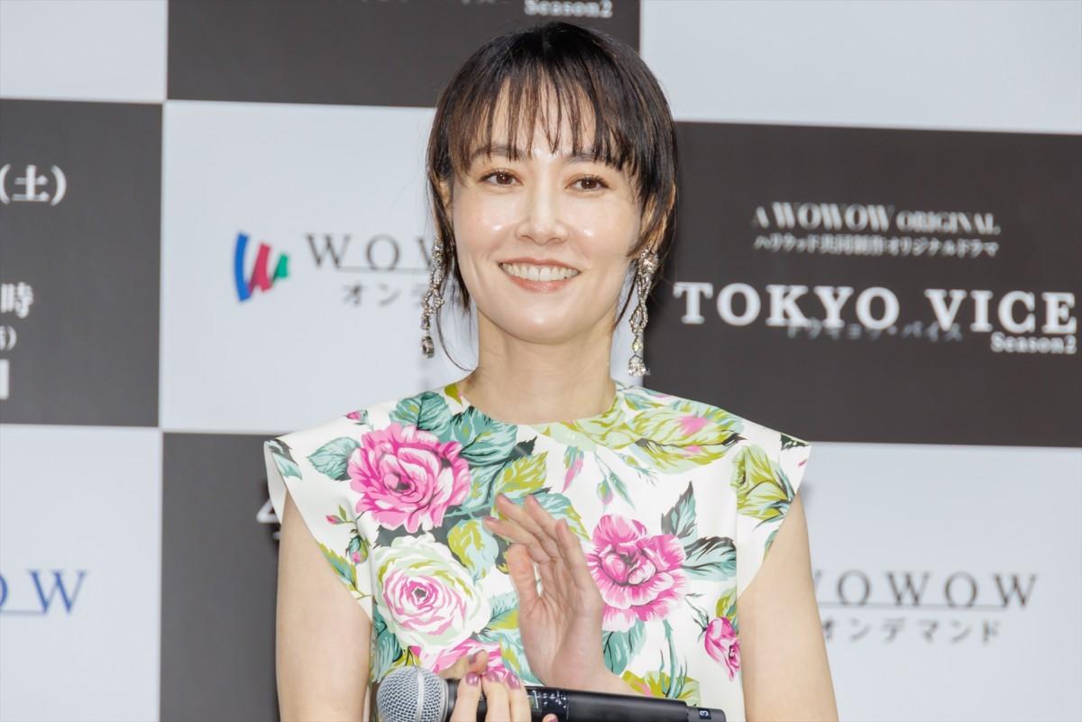 アンセル・エルゴート「東京は僕の第二の故郷」　30歳を祝うサプライズケーキに感激