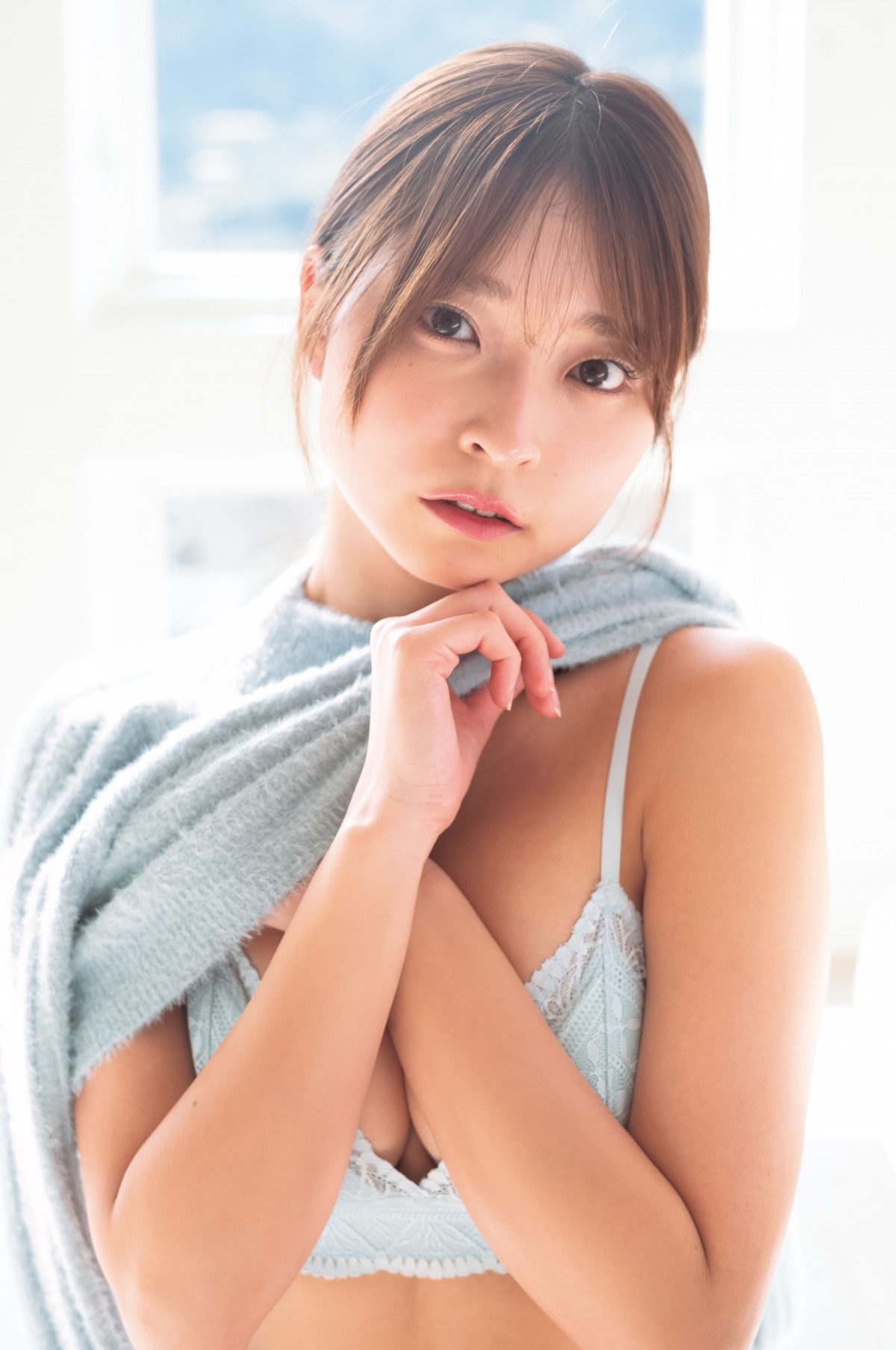「ピタットハウス」CMの19歳美少女、「週刊ヤングジャンプ」グラビア初登場！