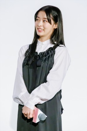 森七菜、映画『四月になれば彼女は』初日舞台挨拶に登場