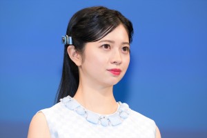 桜田ひより、映画『バジーノイズ』完成披露試写会に登場