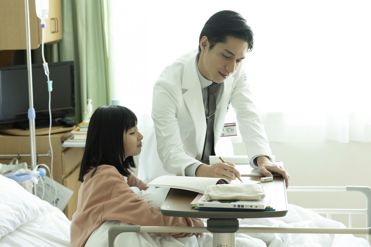 『Re：リベンジ』第3話　“海斗”赤楚衛二は“郁弥”錦戸亮と“陽月”芳根京子の婚約を知る