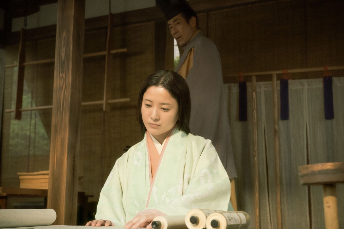 『光る君へ』“道隆”井浦新、狂気じみた行動にネット騒然「ホラーがすぎる…」（ネタバレあり）