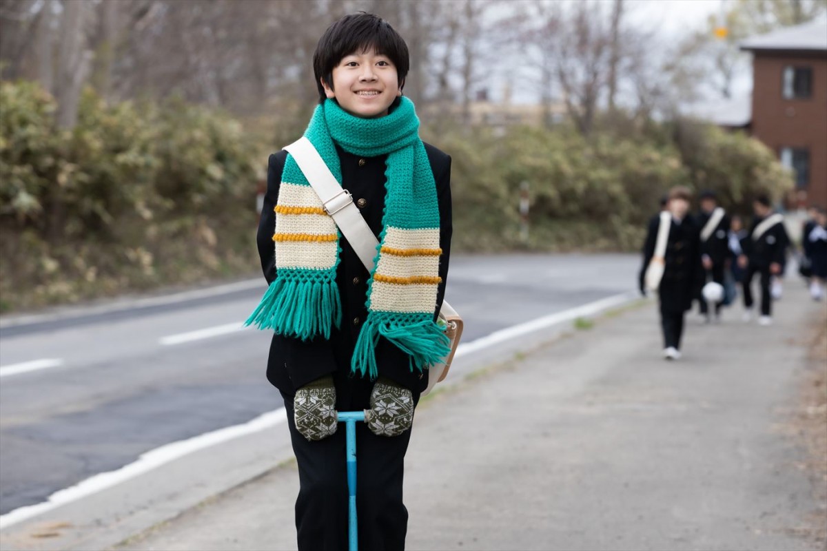 映画『おいしい給食 Road to イカメシ』、個性あふれる生徒たちの場面写真＆“甘利田”市原隼人らの表情豊かな新映像2種到着