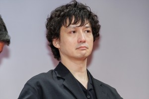 安藤政信、映画『かくしごと』完成披露舞台挨拶に登場