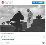 ヘイリー・ビーバーが妊娠！大きなお腹を公開　ジャスティン・ビーバーがパパに！※「Hailey Bieber」インスタグラム