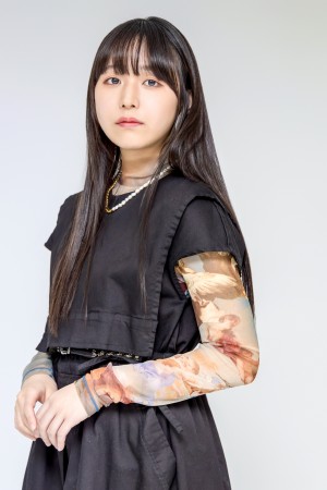 アニメ『小市民シリーズ』小佐内ゆき役・羊宮妃那