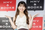 日向坂46・高本彩花、1st 写真集「僕の記憶の中で」発売記念記者会見に登場
