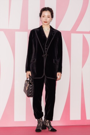 桜井ユキ、「ミスディオール展覧会　ある女性の物語」に登場