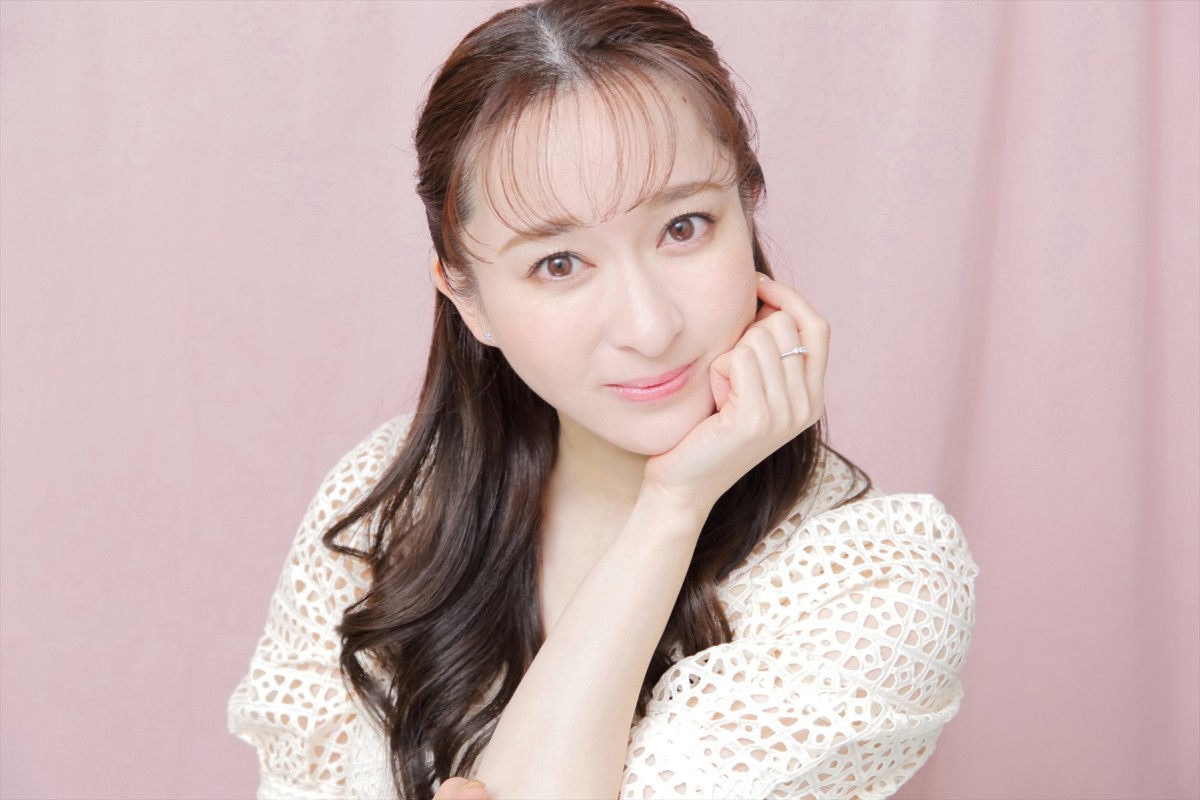 有沙瞳、元宝塚娘役が老舗演歌系プロダクションから再出発　こだわり続けたい歌への思い