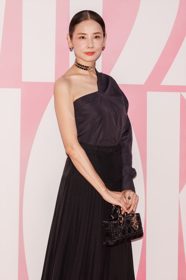 【本件紹介時のみ使用可】「ミスディオール展覧会　ある女性の物語」　20240612