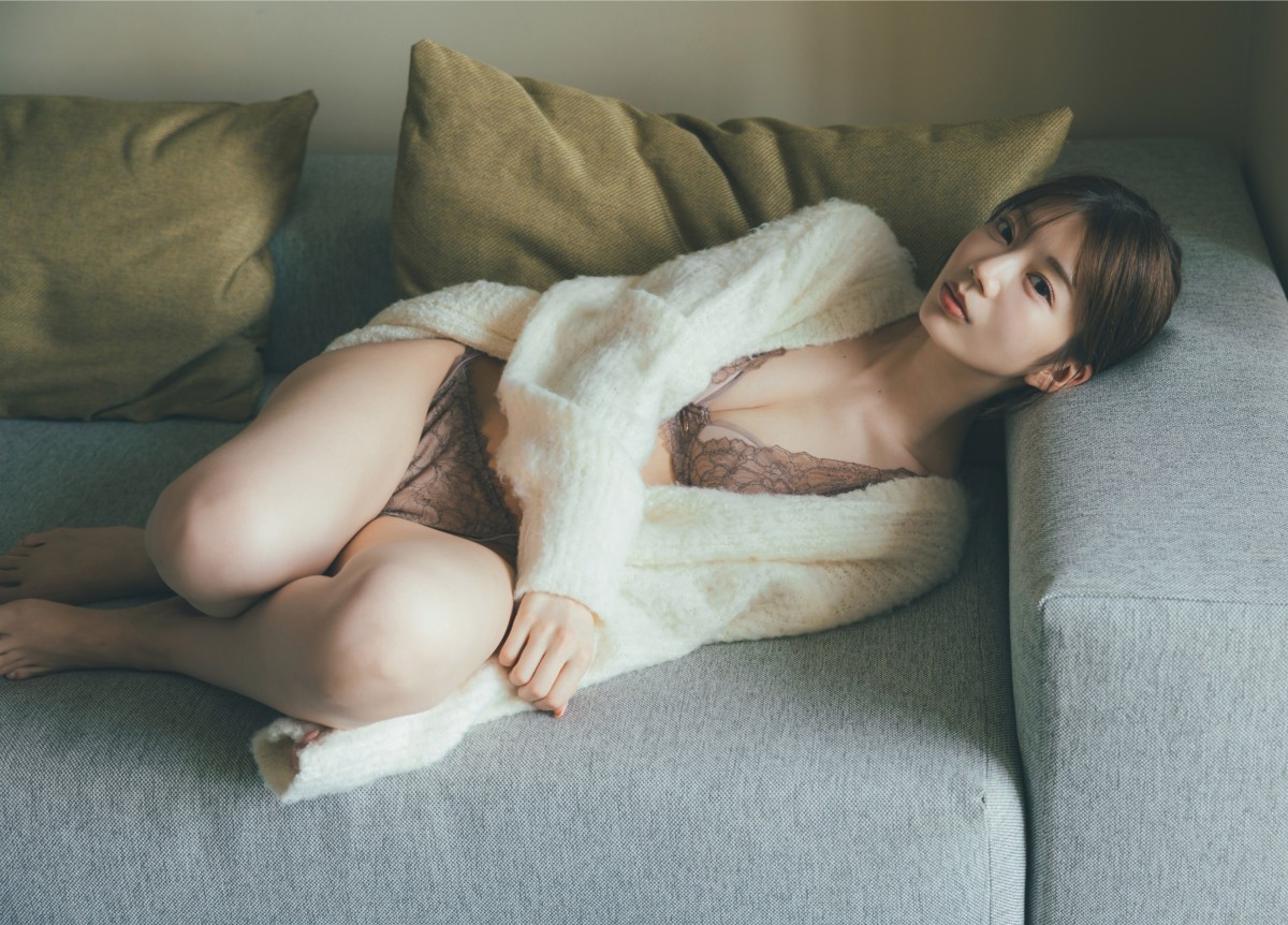 日向坂46・高本彩花、初写真のため体づくり「理想の体型」に　最初で最後の“ひなた坂46”ライブへの思いも