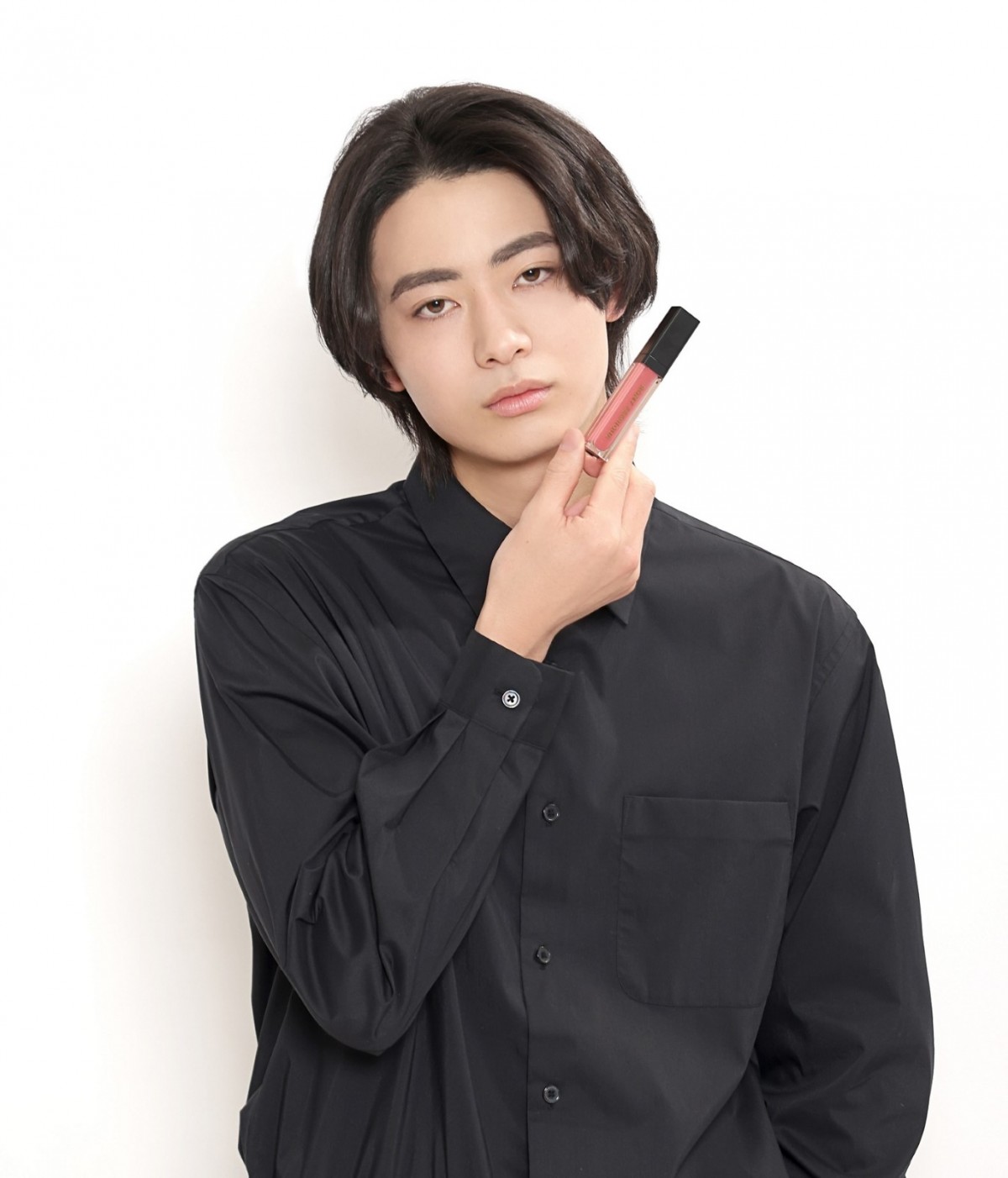 奥野壮×豊田裕大、恋する“メンズ美容部員”に！　大人気BLコミック『コスメティック・プレイラバー』実写ドラマ化